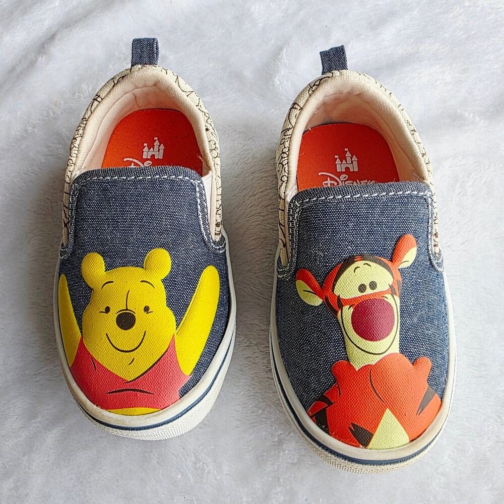 Disney Winnie the Pooh Baby Slip-On Sneakers Size 4 Denim Tigger Canvas Cute